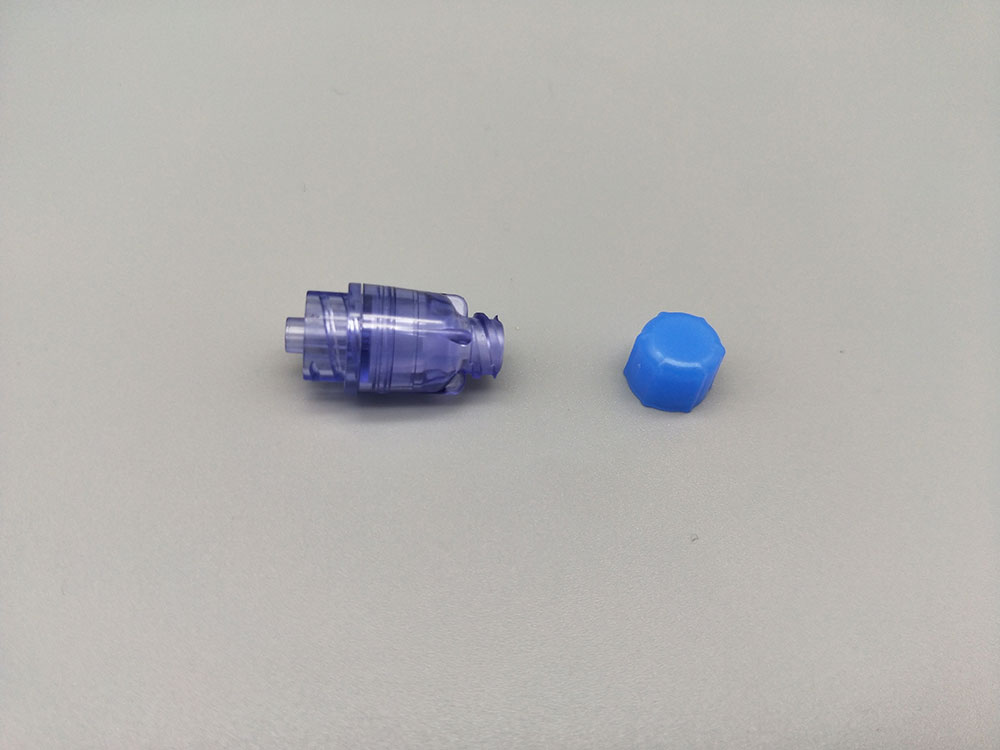 needle free connector